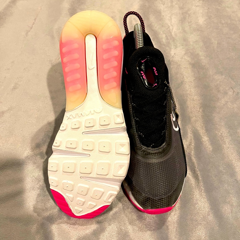 Nike Air Max - Picture 4 of 12